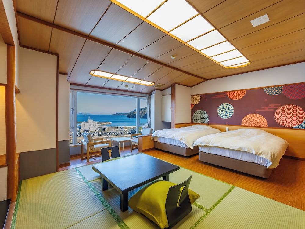 きらら和洋室 (南館） オーシャンビュー 禁煙 (ビュッフェスタイルディナー） | 戸田家