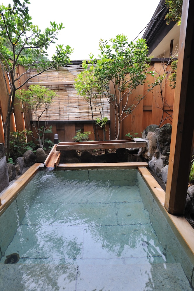 和室 (梅)　露天風呂付 | 信州渋温泉 古久屋