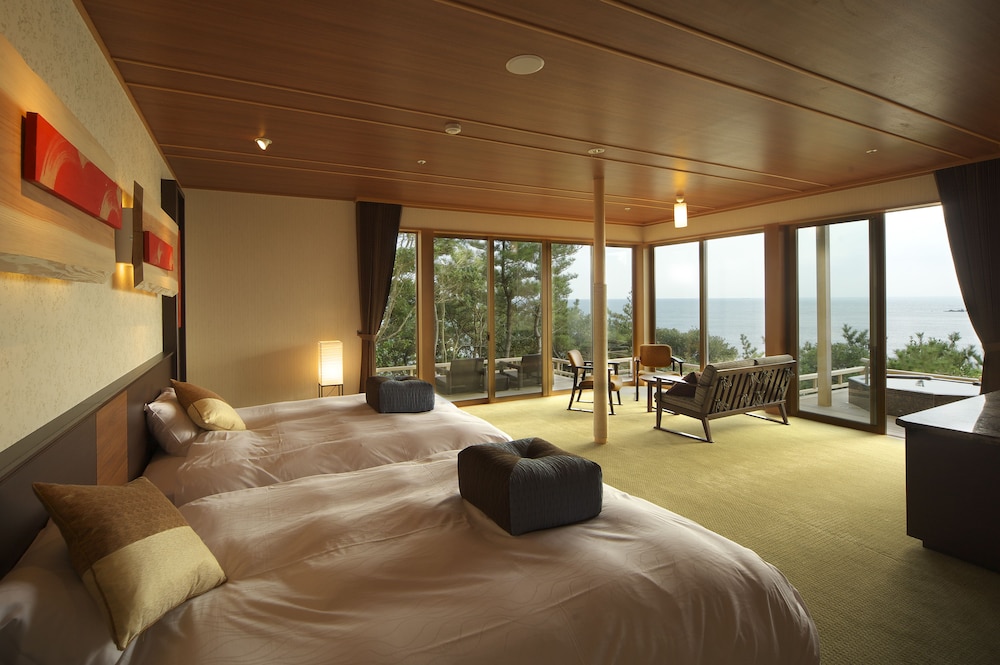 VILLA瑞鶴荘 月汐 客室3 | ホテル別邸 海と森