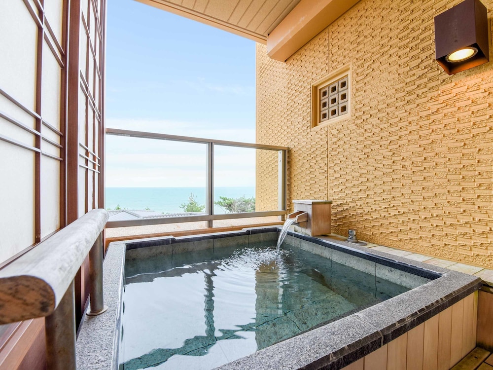 ホテル棟2階　オーシャンビュー バスルーム2 | ホテル別邸 海と森