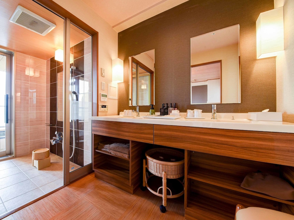 ホテル棟3階　オーシャンビュー バスルーム1 | ホテル別邸 海と森