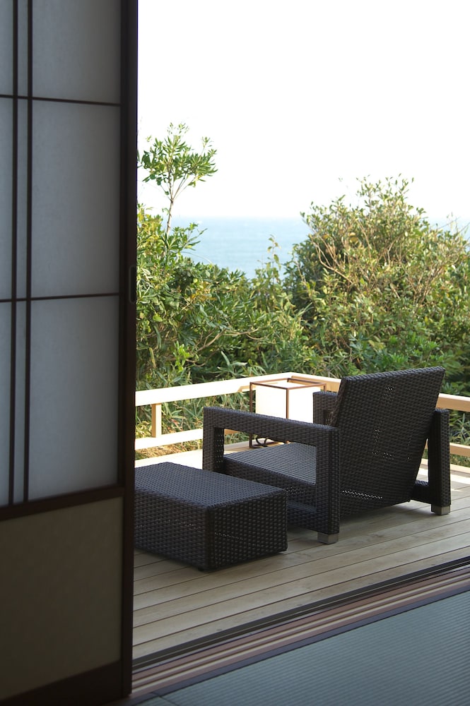 VILLA瑞鶴荘 翠月 バルコニー0 | ホテル別邸 海と森