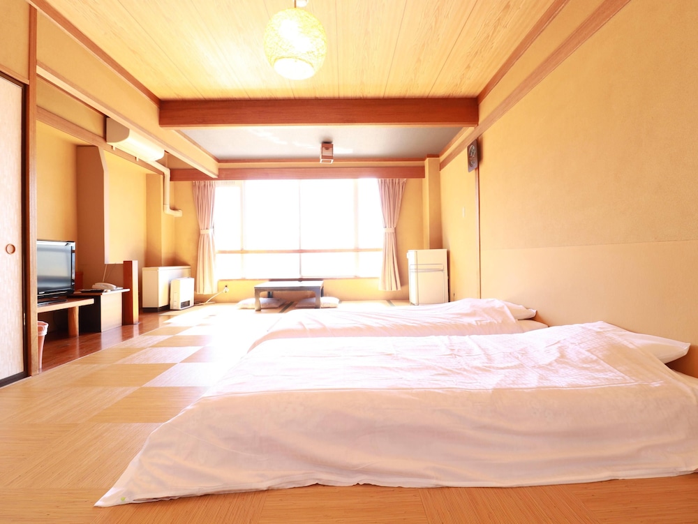 ハリウッドツインルーム | HOTEL&RESORT 山の内ヒルズ