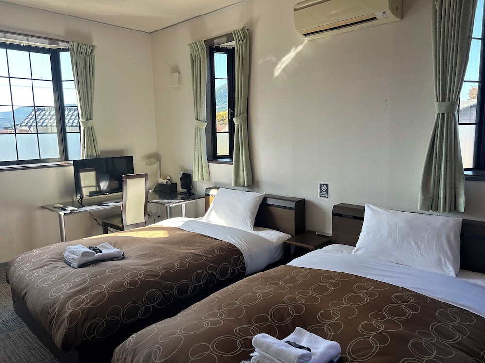 洋室1階ツインルーム 禁煙 客室1 | 湯布院 旅の蔵