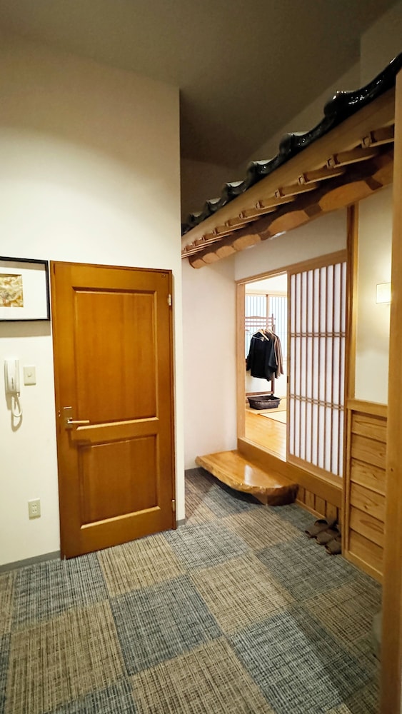 和洋室1階ファミリールーム 禁煙 客室5 | 湯布院 旅の蔵