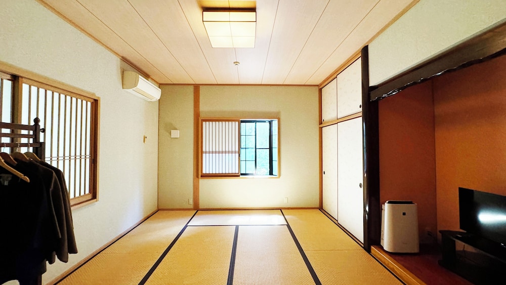 和洋室1階ファミリールーム 禁煙 客室19 | 湯布院 旅の蔵