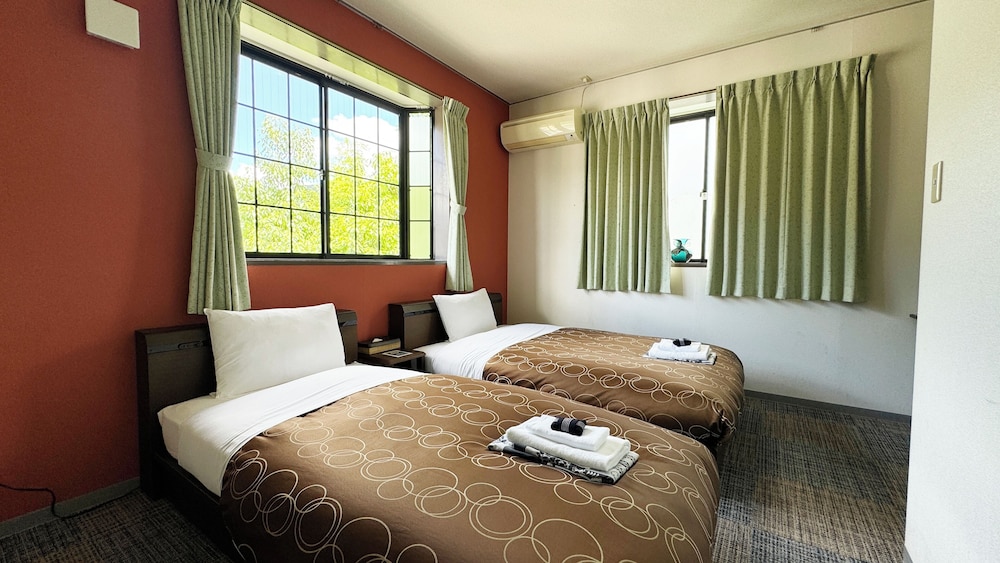 和洋室1階ファミリールーム 禁煙 客室12 | 湯布院 旅の蔵