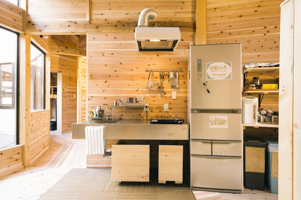 ツインルーム 共用キッチン0 | 伊勢のゲストハウス風見荘