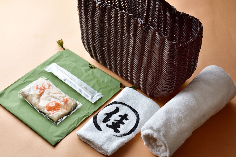 ファミリールーム 禁煙（和室） 客室の設備とサービス1 | 草津温泉 湯畑の宿 佳乃や