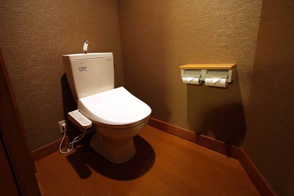 ファミリールーム 禁煙（和室） バスルーム0 | 草津温泉 湯畑の宿 佳乃や