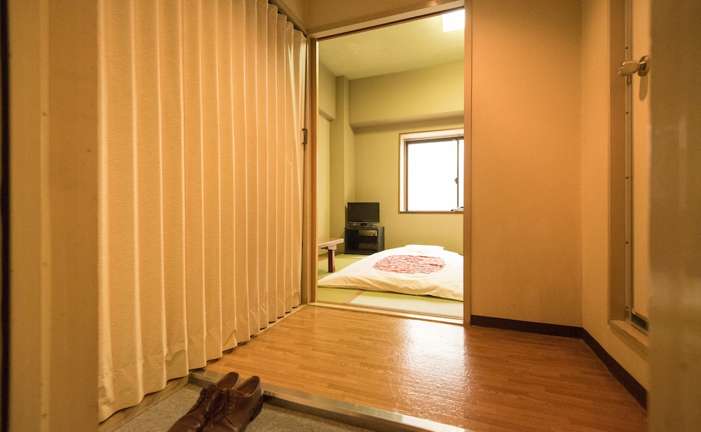 トラディショナル ルーム 禁煙 客室5 | 京都トラベラーズ・イン