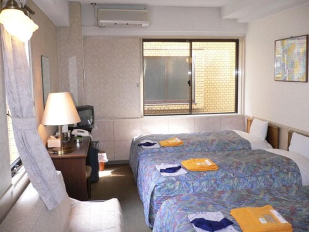 トリプルルーム 禁煙 客室1 | 京都トラベラーズ・イン