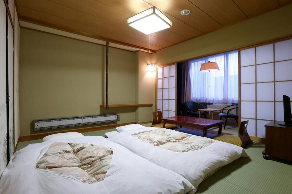 和室10畳 専用バスルーム 禁煙 客室2 | ホテルゆだなか