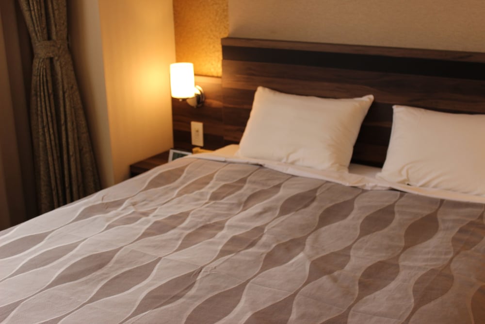 ダブルルーム 禁煙 | グランドホテル白山