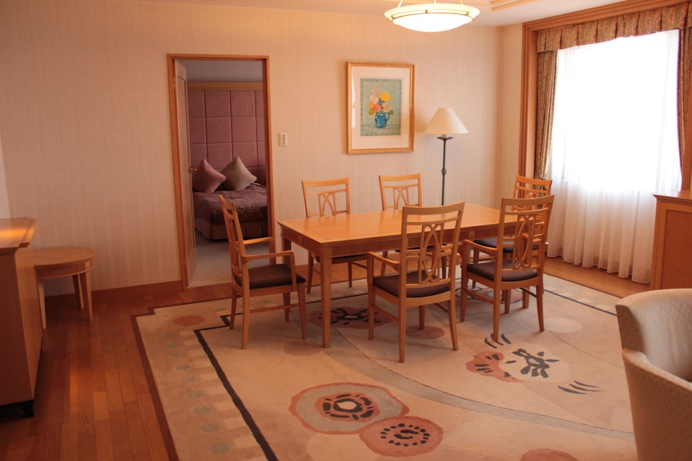 スイート 喫煙可 | グランドホテル白山