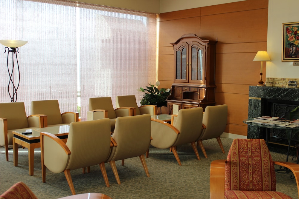 ロビーラウンジ1 | グランドホテル白山