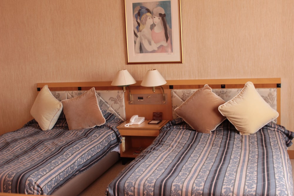 客室1 | グランドホテル白山