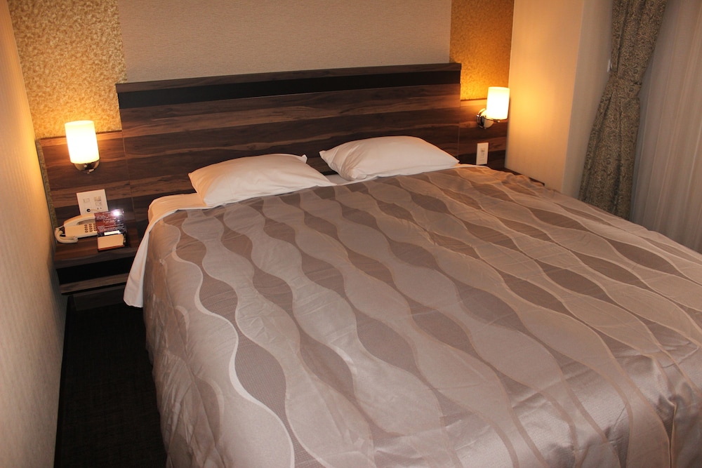 ダブルルーム 禁煙 客室1 | グランドホテル白山
