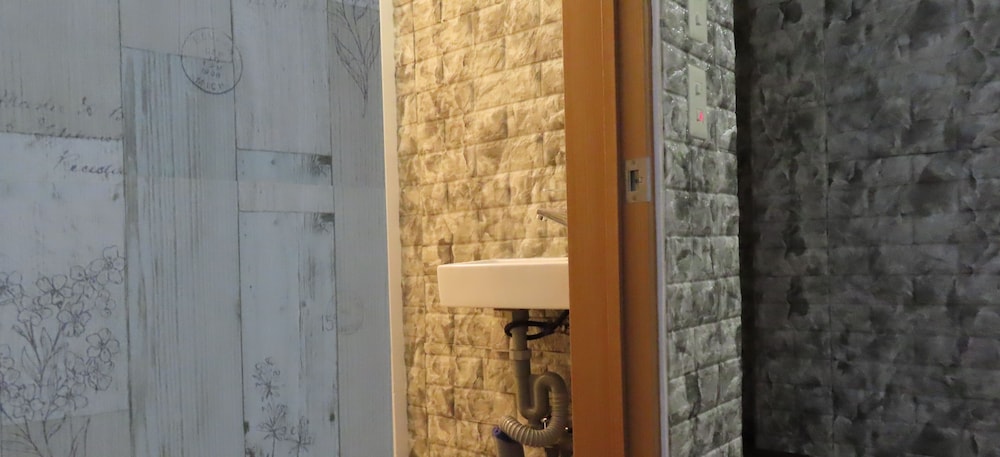 エコノミー アパートメント シティビュー バスルーム3 | ソフィアス アパートメント