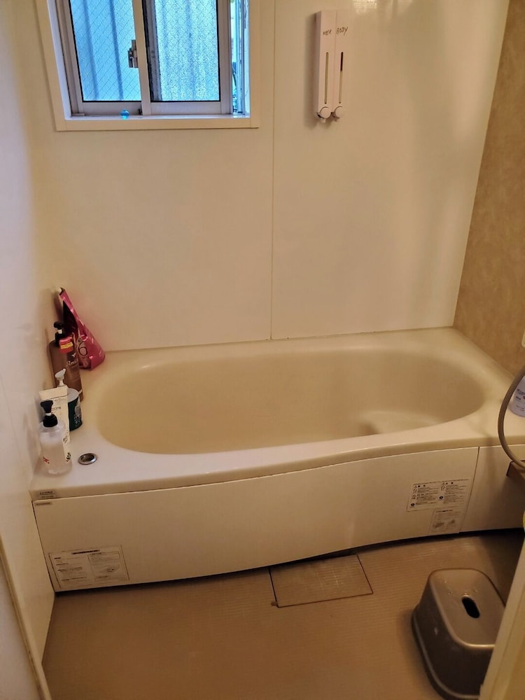 エコノミー ダブルまたはツインルーム 共有バスルーム 禁煙 バスルーム0 | ソフィアス アパートメント