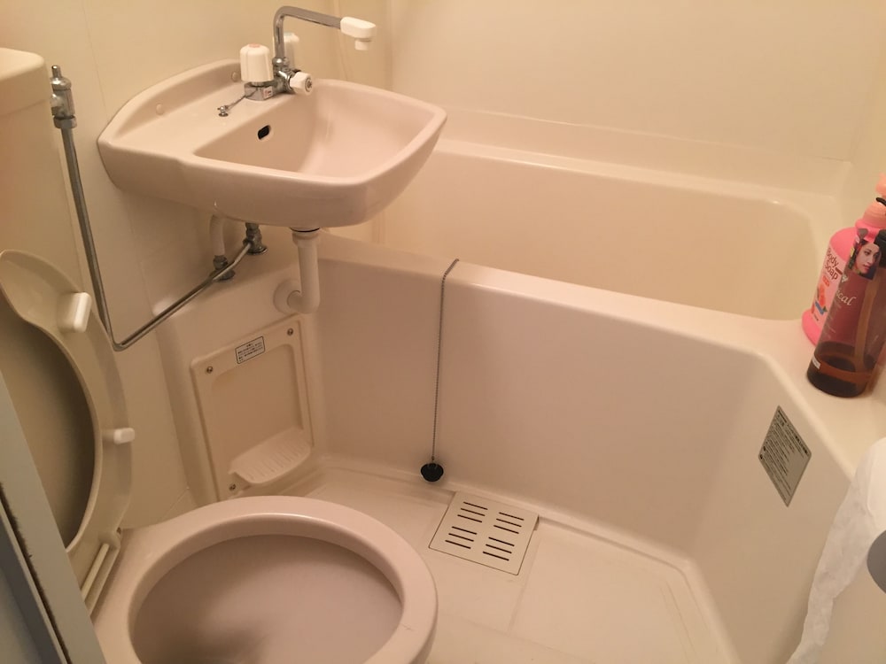 コンフォート ツインルーム 1 ベッドルーム 専用バスルーム バスルームのシャワー0 | ソフィアス アパートメント