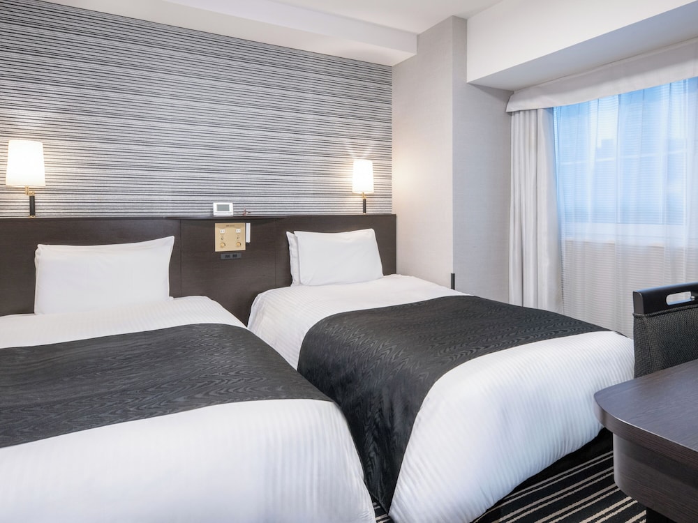 ツインルーム 禁煙 客室6 | アパホテル〈新宿 歌舞伎町タワー〉