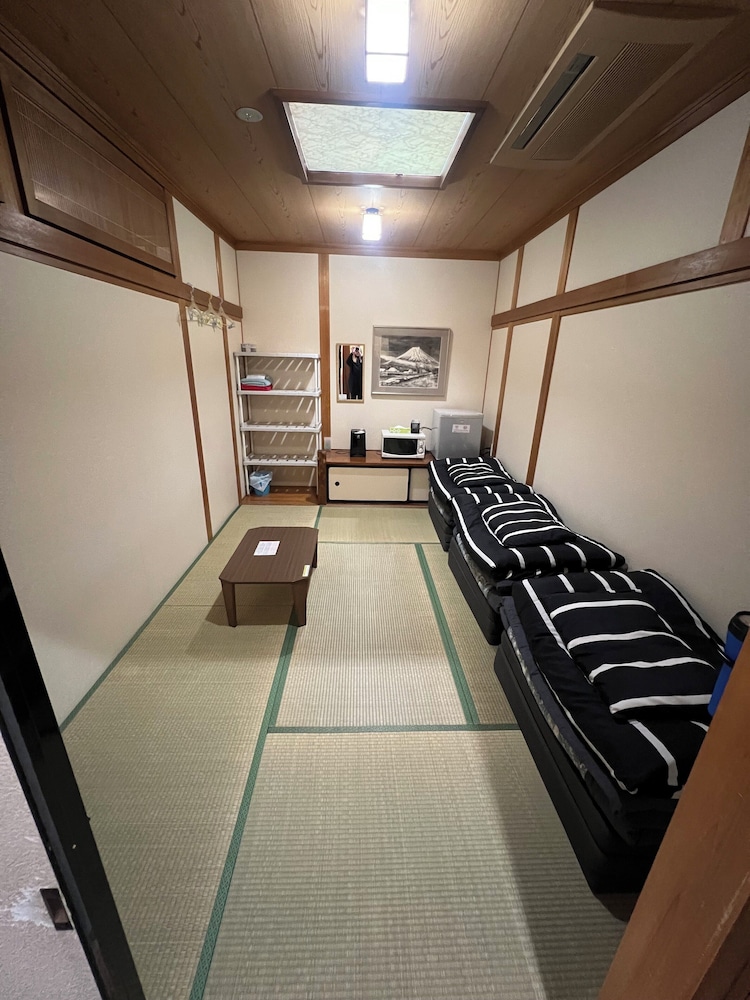 スタンダード ルーム 禁煙 共用バスルーム (Japanese-Style) | マウント富士ホステルマイケルズ