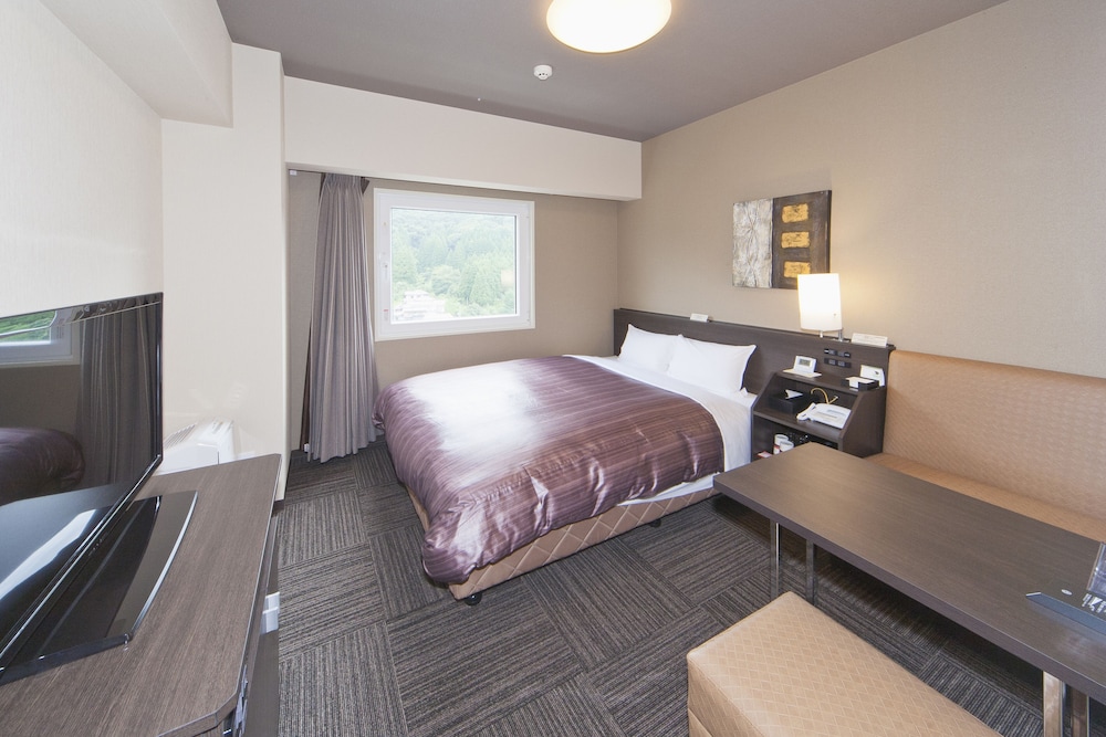 セミダブル　禁煙 | ホテルルートイン佐伯駅前