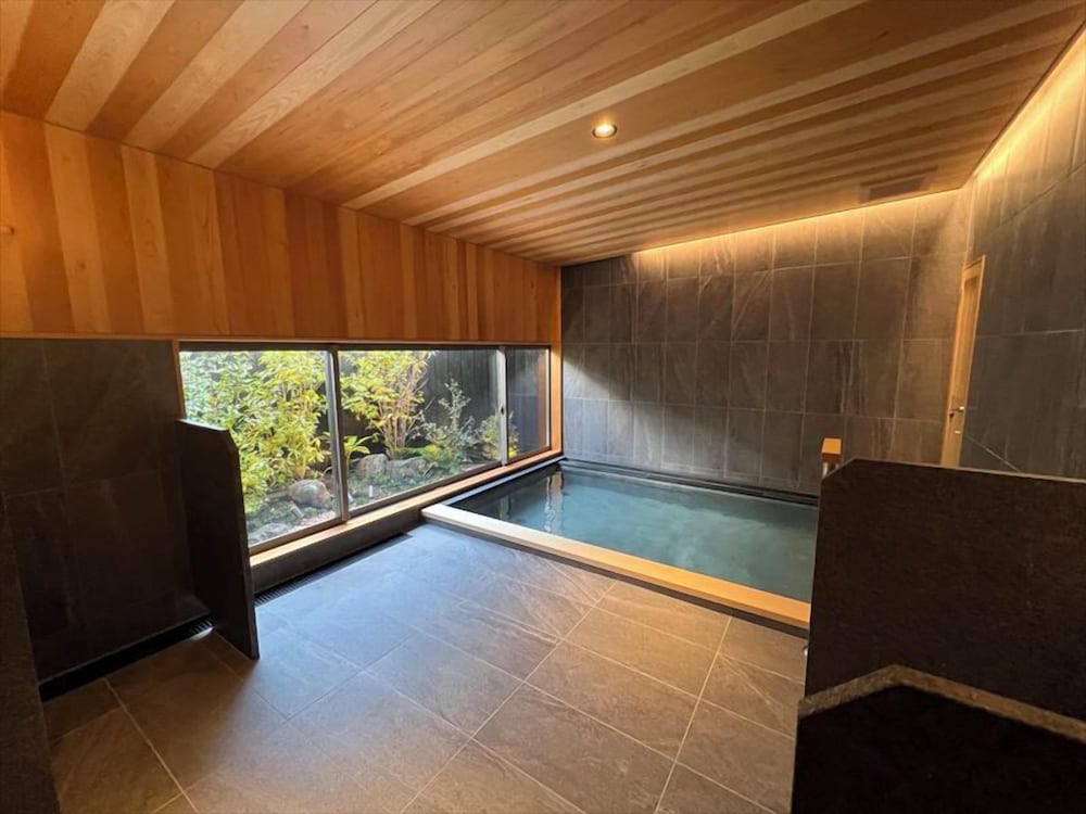 1階 和室（11歳以下は宿泊不可） バスルーム1 | 神風楼