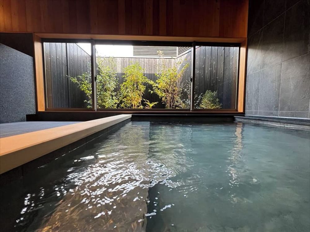 1階 和室（11歳以下は宿泊不可） バスルーム2 | 神風楼