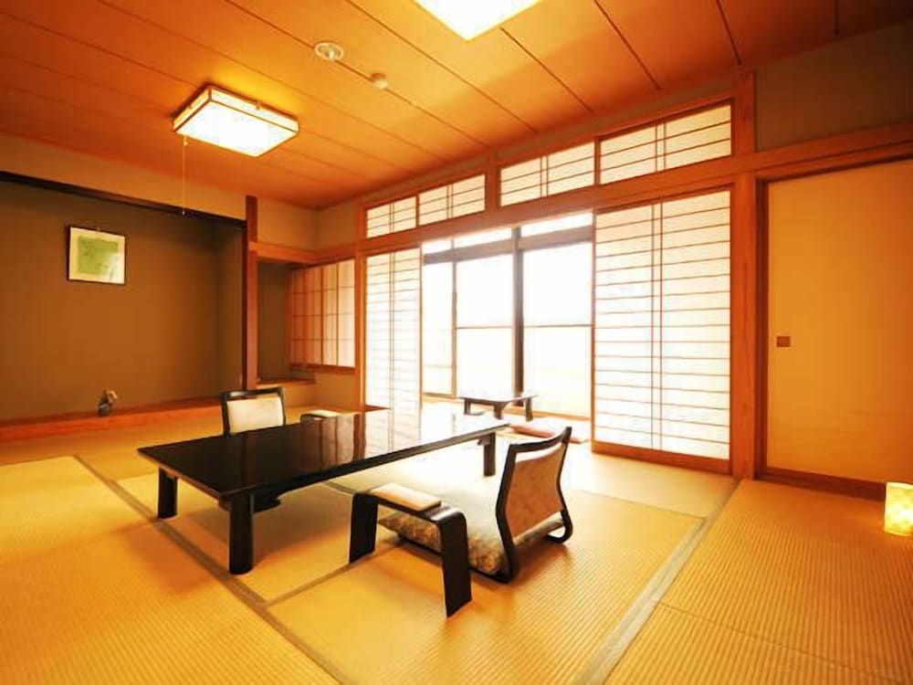 メインイメージ | ホテル圓山荘 西乃館