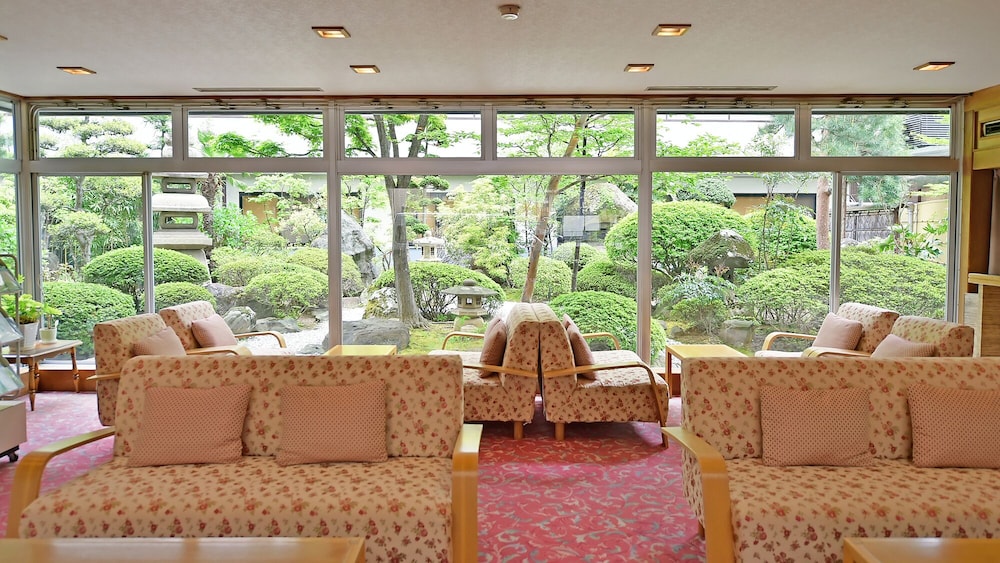 メインイメージ | ホテル圓山荘