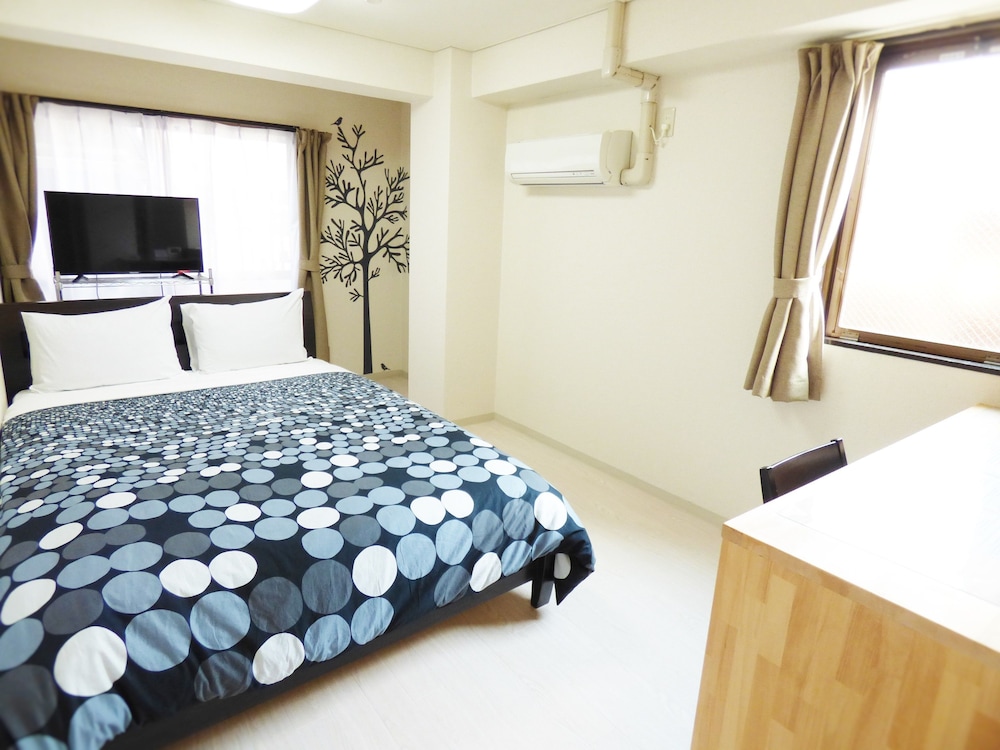 ダブルルーム ダブルベッド 1 台 禁煙 | 京都うら～らかハウス