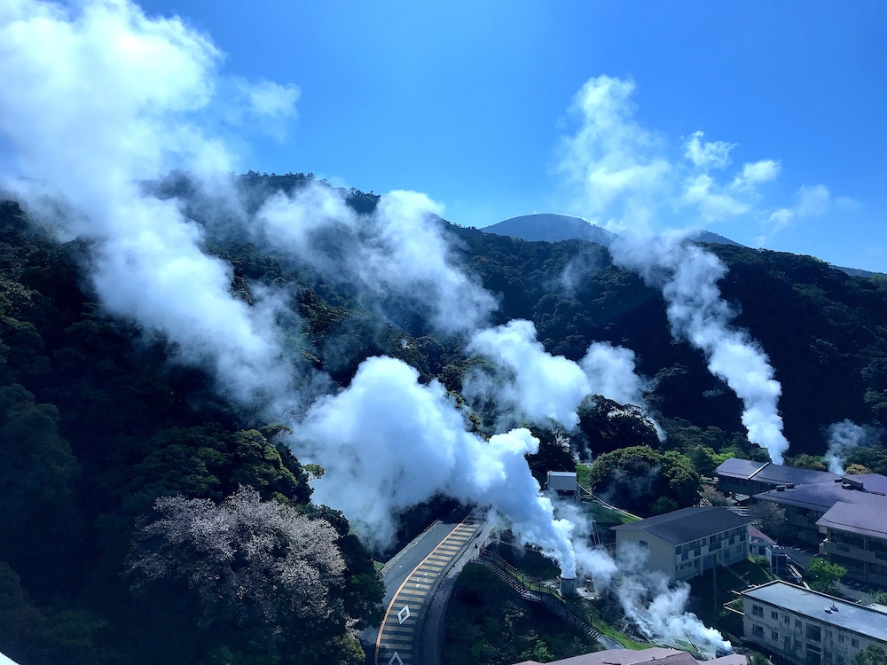 和室12畳 (湯けむりビュー) 禁煙 部屋からの景観0 | 霧島国際ホテル
