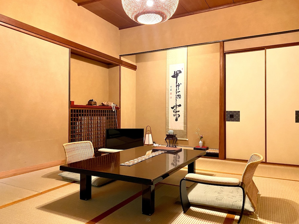 露天風呂付客室(坐忘) | 四季の湯座敷 武蔵野別館