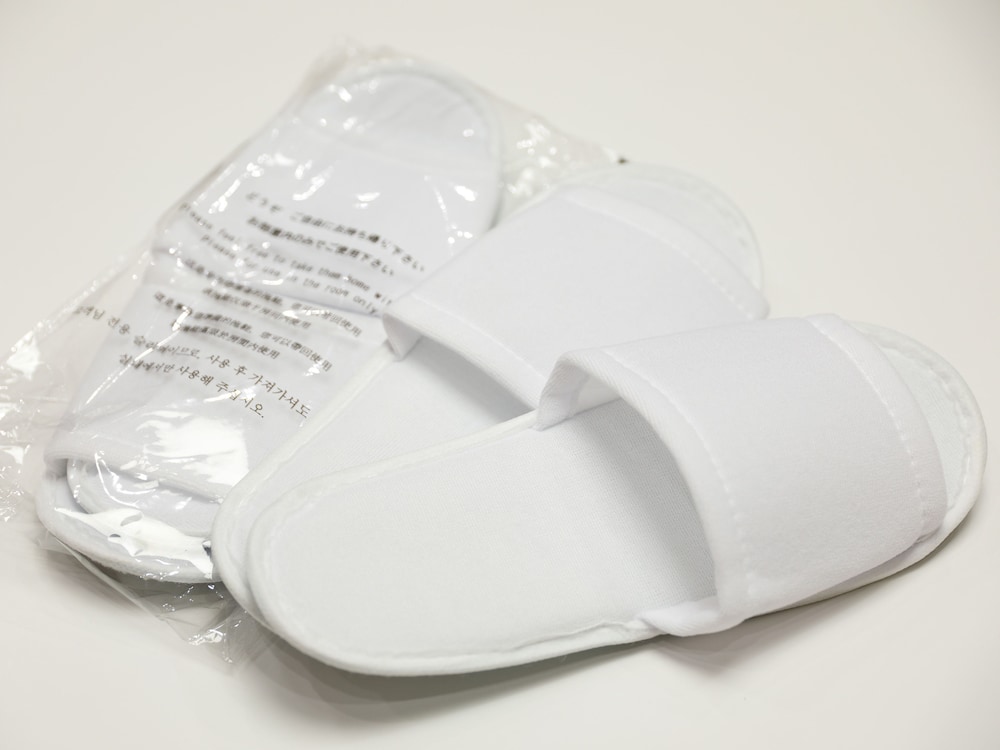 エコノミー ツインルーム 喫煙可 客室3 | ホテルサンルート彦根