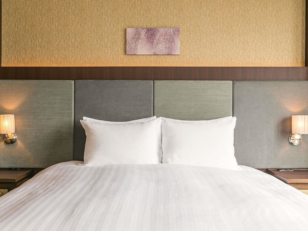 スタンダード スイート シングルベッド 2 台 レイクビュー 客室9 | グランドメルキュール琵琶湖リゾート & スパ