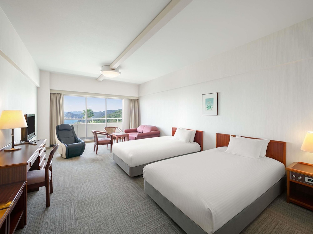 クラシックツイン　マウンテンビュー 客室4 | グランドメルキュール淡路島リゾート & スパ