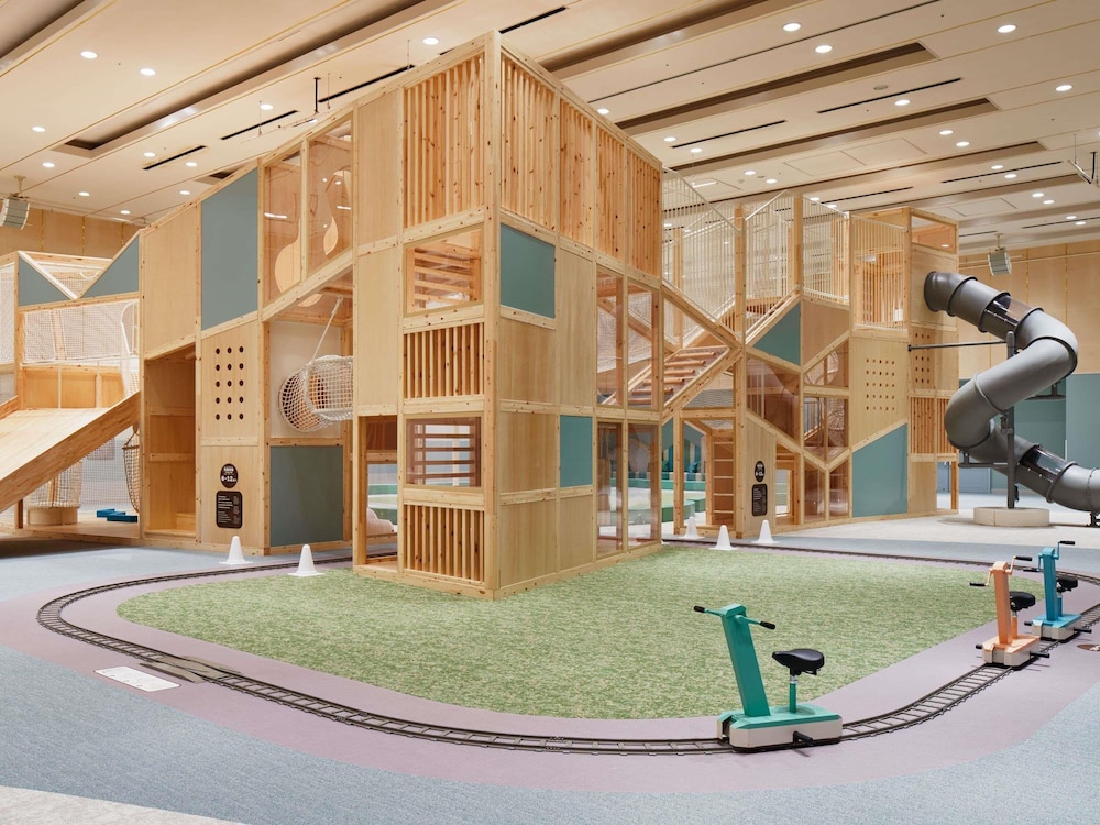 クラシック ルーム (2 Twin Beds,1 Sofabed and 1 Extra bed) 客室2 | グランドメルキュール八ヶ岳リゾート & スパ