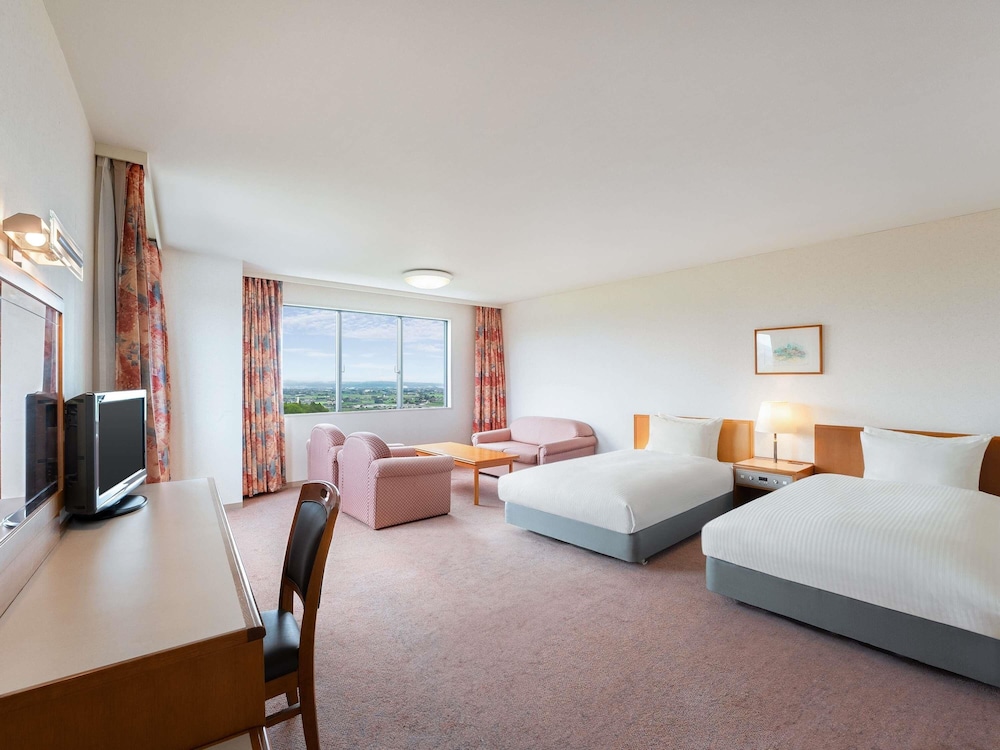 クラシック ルーム シングルベッド 2 台 | メルキュール富山砺波リゾート & スパ