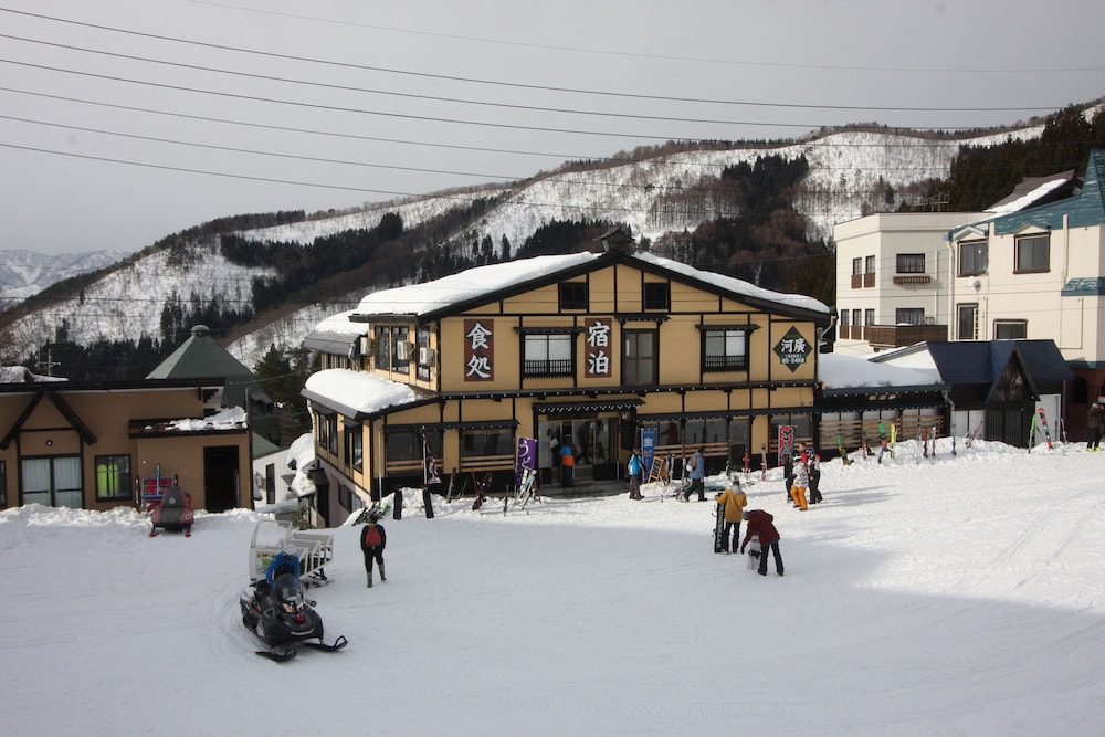 メインイメージ | 四季の宿 河廣
