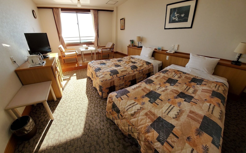 眺望の良い洋室ツイン 禁煙室 客室1 | 旅行人山荘