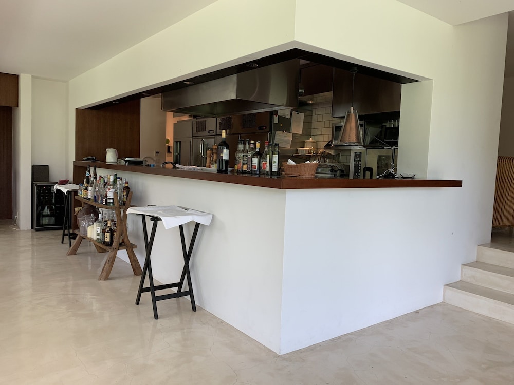 レストラン1 | JUSANDI (ユサンディ)