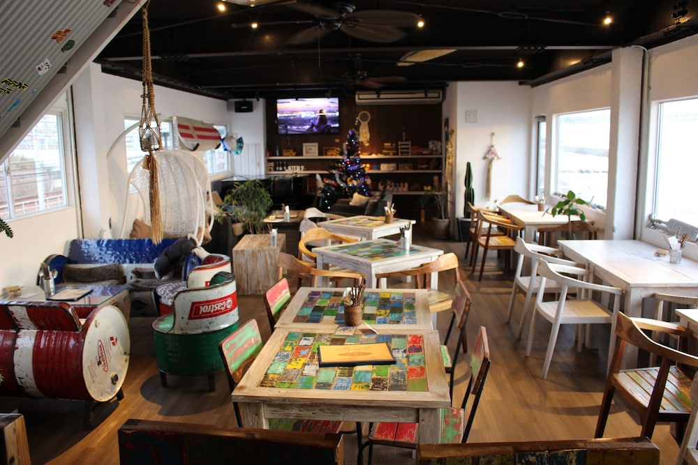 バー (施設内)1 | BeachHouse Geragera