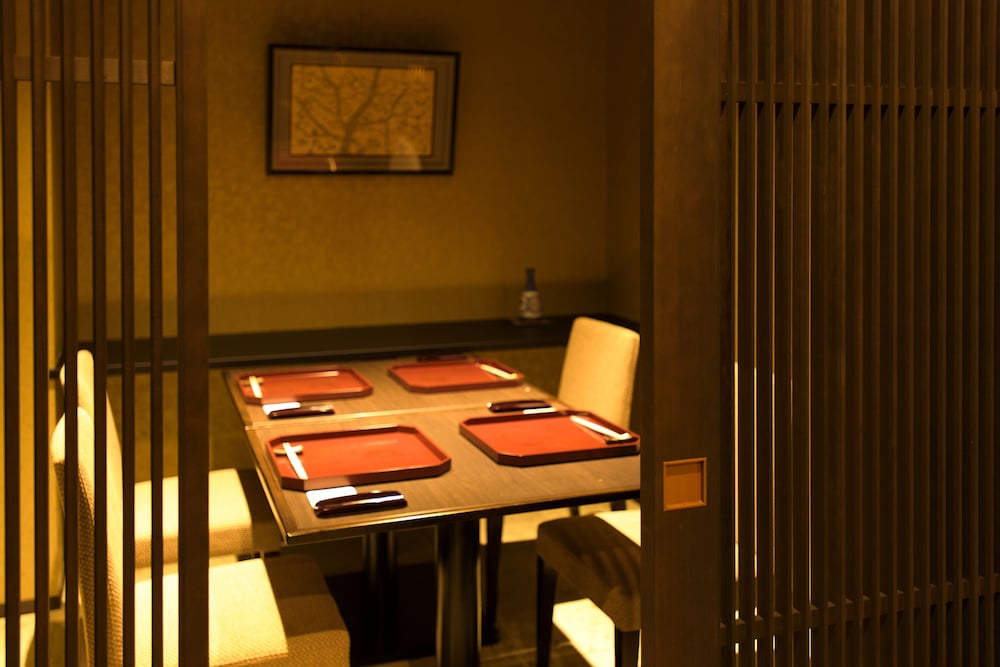 レストラン1 | 料理旅館 金沢茶屋 レストラン1 | 料理旅館 金沢茶屋