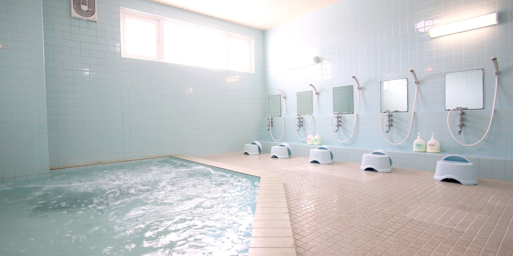 和室6畳間 (アウトバス) 禁煙 共用バスルーム0 | ロッヂコロポックル