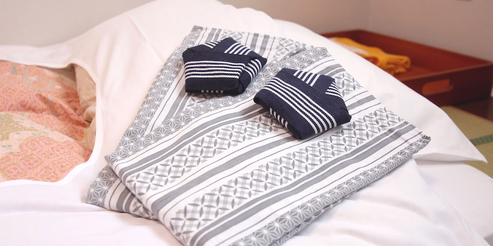 和室6畳間 (アウトバス) 禁煙 客室2 | ロッヂコロポックル