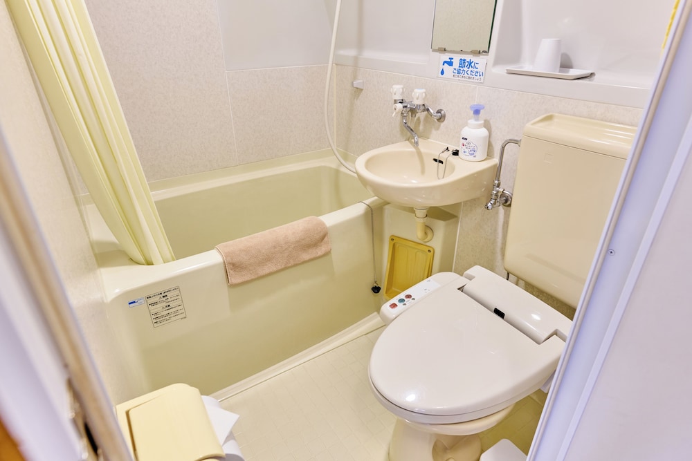 ヴィレッジゾーン・フォースルーム 禁煙（４名利用） 客室2 | 阿蘇ファームランド