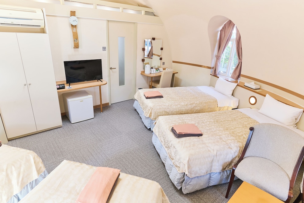 ロイヤルゾーン・フォースルーム　禁煙　4名利用 | 阿蘇ファームランド