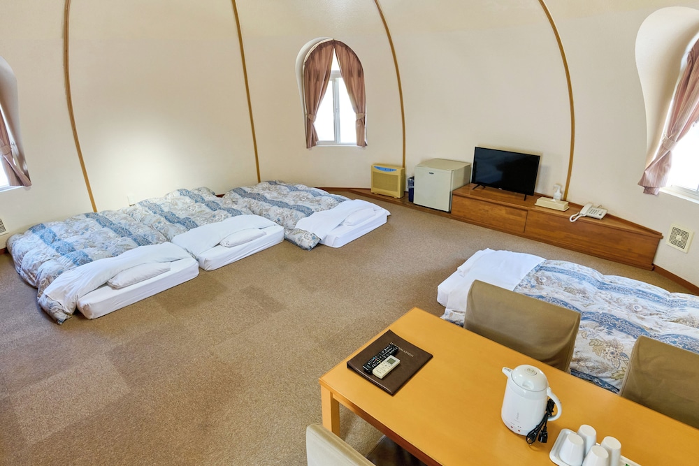 ヴィレッジゾーン・和室風 禁煙（４名利用） 客室6 | 阿蘇ファームランド